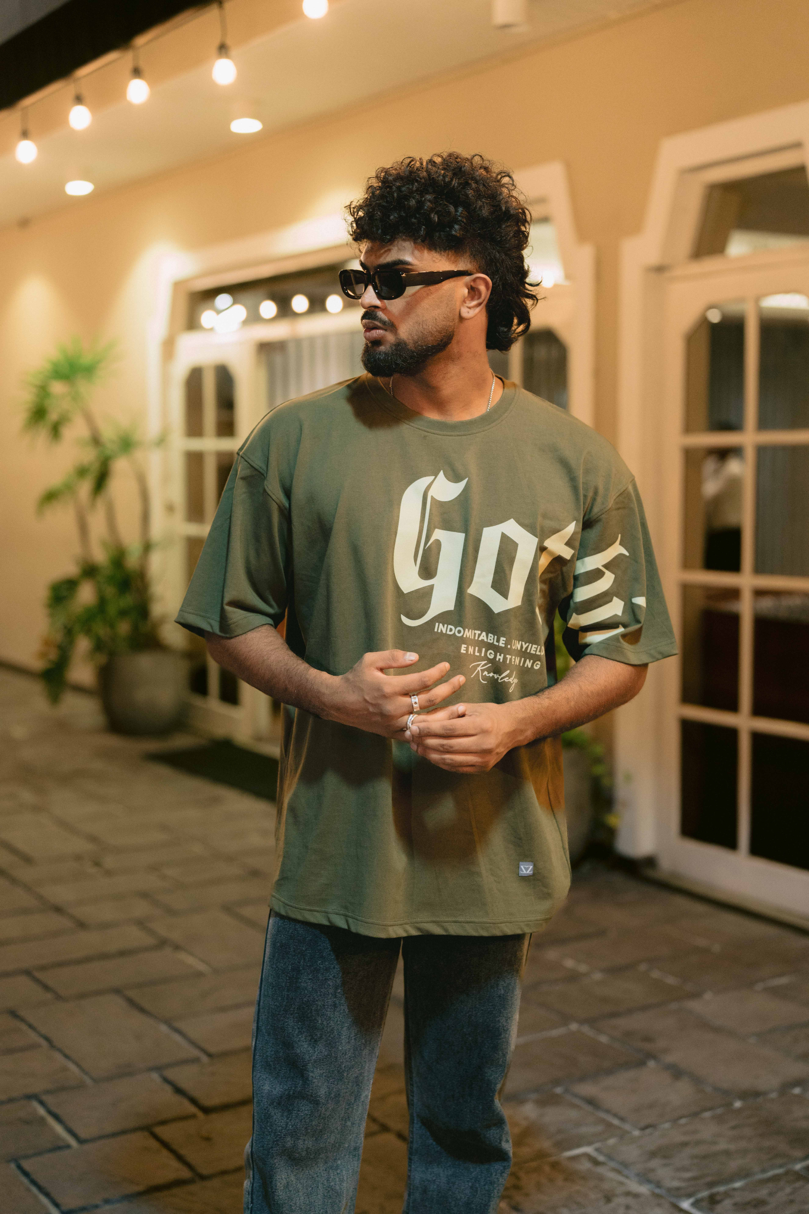 GOT PRINT OVERSIZED UNISEX T-SHIRT GOT PRINT OVERSIZED UNISEX T-SHIRT